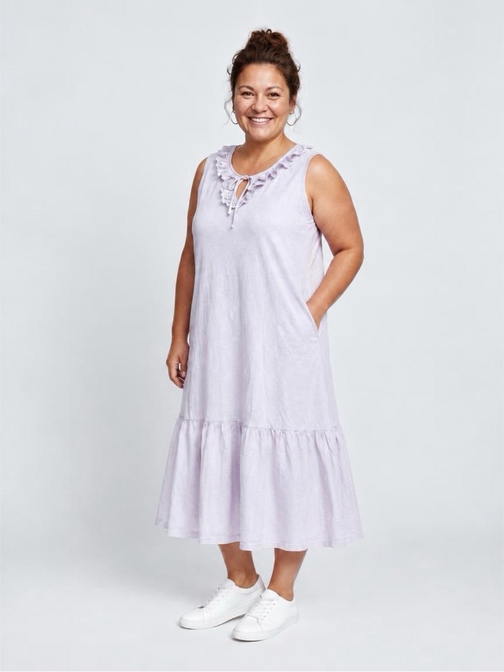 Sleeveless Midi Dress in Light Lavender with Ruffle V-Neck